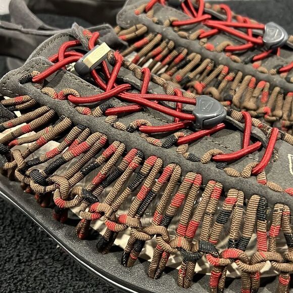 🔥 KEEN Uneek Paracord Woven Slip-On Sandals Red/Gray/Brown Sz 11.5 - PERFECT - Picture 8 of 12